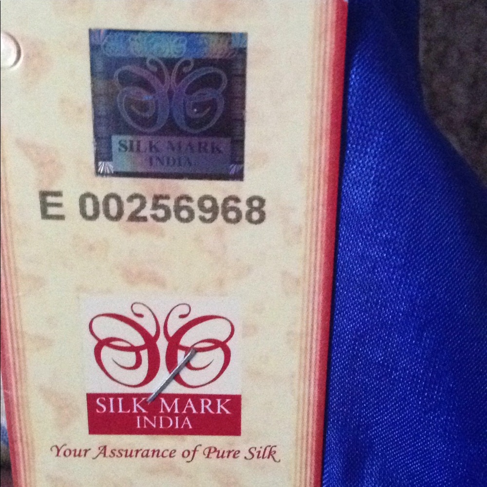 Scarf - Picture 5 of 5